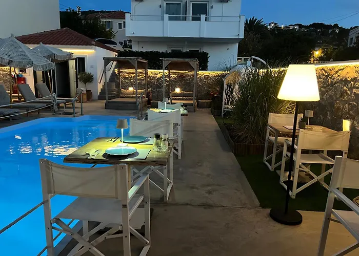 Koukounari Apartments
