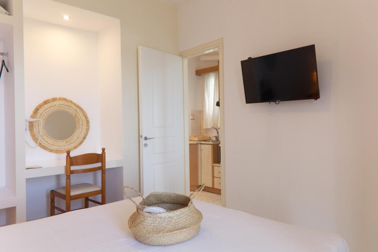Aparthotel Koukounari 4*